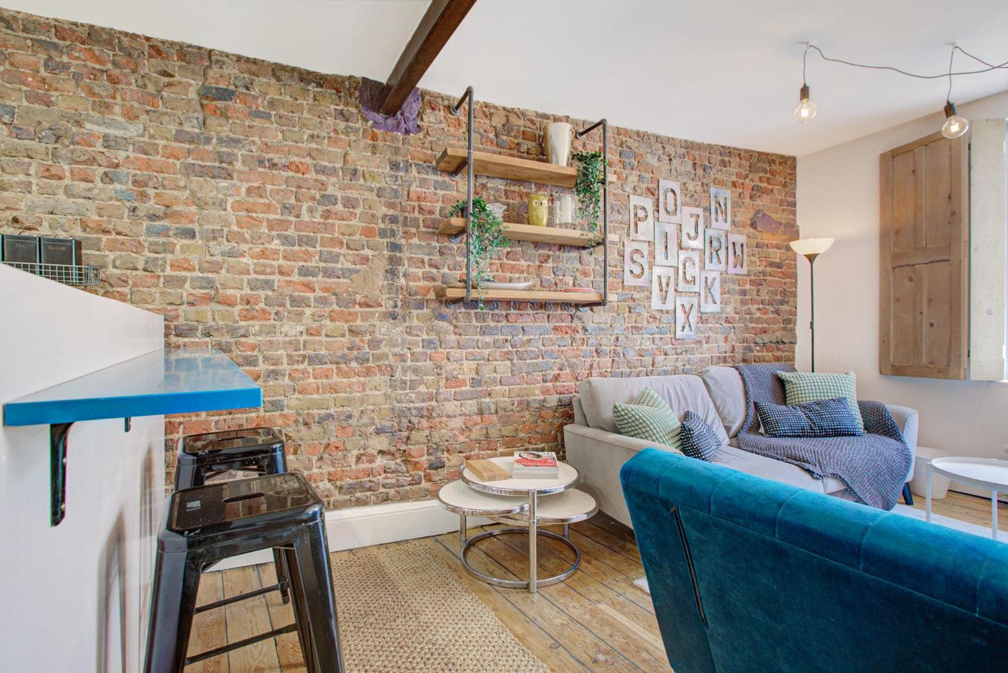 Old Street Iconic Warehouse Style 4 Bedroom 2 Bath House Prime Location Londres
